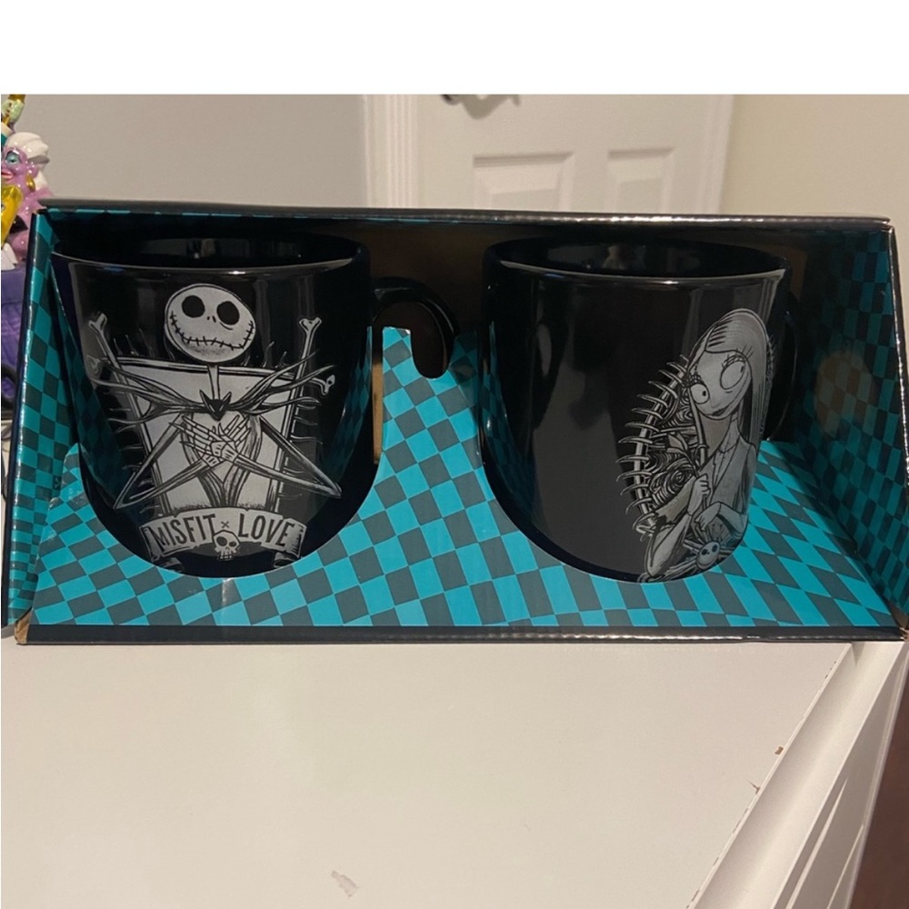 Nightmare‎ before christmas mug set